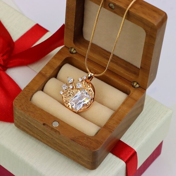 "Elegant Round Rose Gold Pendant with Sparkling Crystal Accents, XPPT1284 - Picture 10 of 12